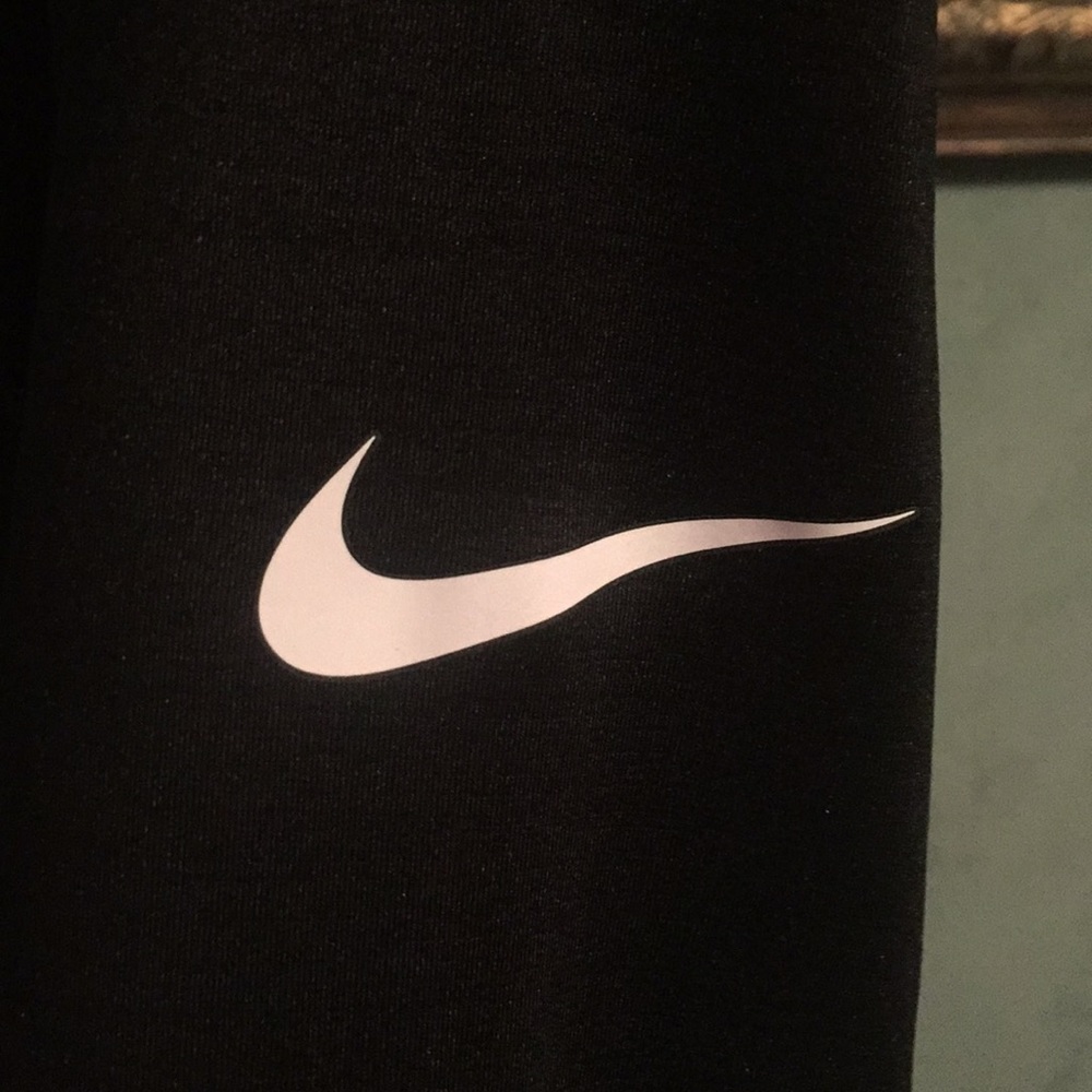🥶❄️Nike Pro hyperwarm pullover - Picture 5 of 7